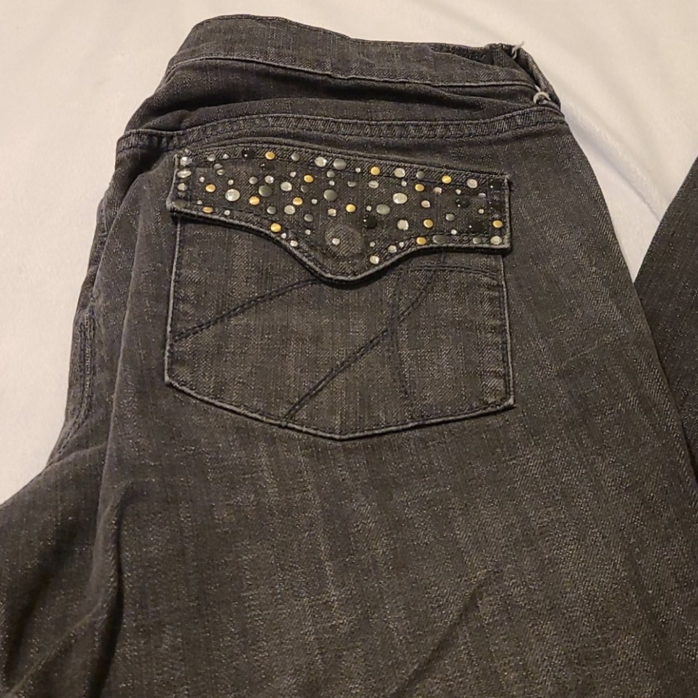 Limited Edition New York & Company Jeans - Picture 10 of 13